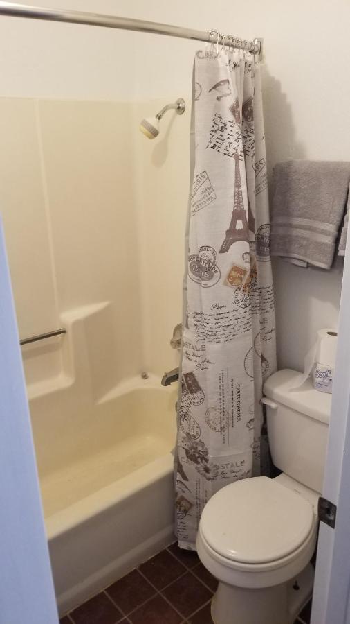 Hotel 2 Queen Beds Hotel Room 135 Booking Stillwater Exterior foto